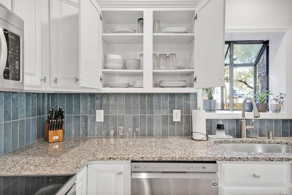Villa Middle Sound Hideaway~Beaches, Shopping, Families Wilmington Exterior foto