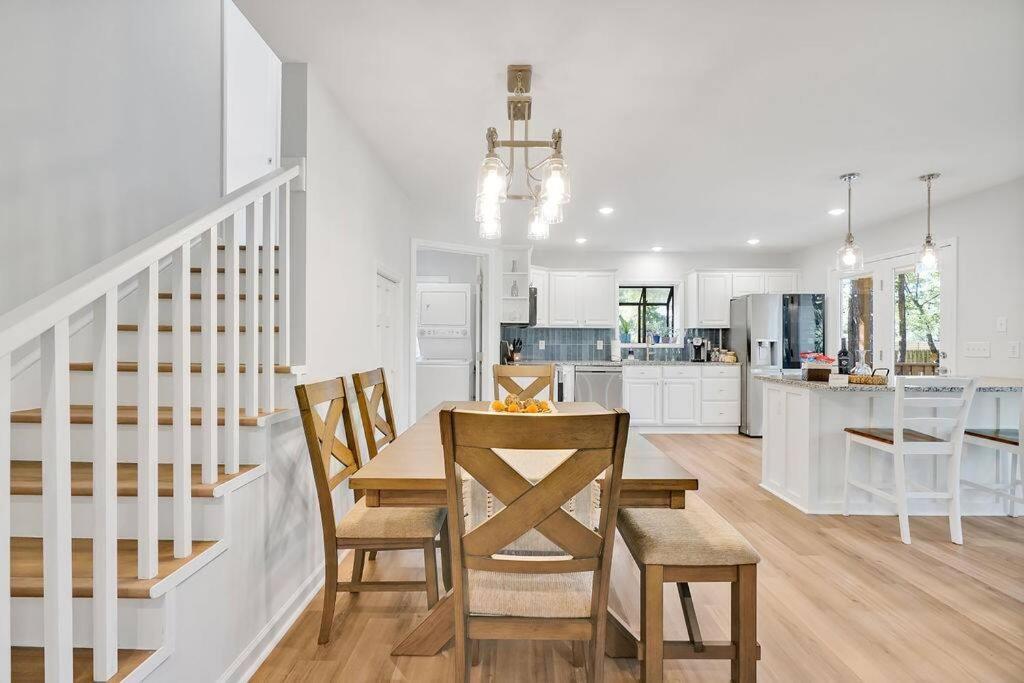 Villa Middle Sound Hideaway~Beaches, Shopping, Families Wilmington Exterior foto